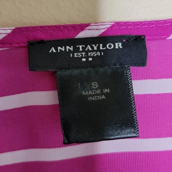 Ann Taylor Factory | Bright Pink Striped V-neck Blouse Size Small - Picture 4 of 5